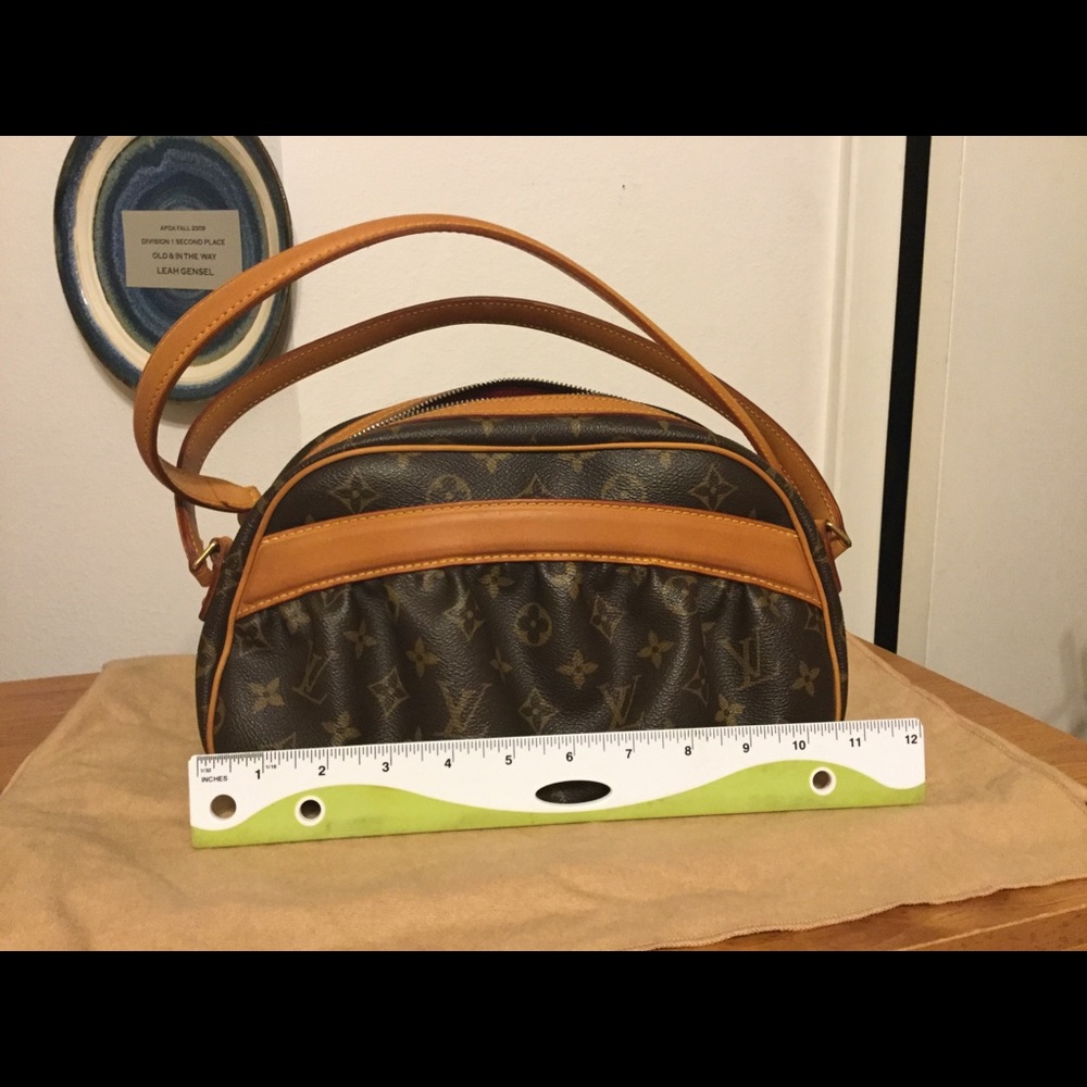 Louis Vuitton Vienna Klara SOLD ๐๐๐ - Picture 11 of 12